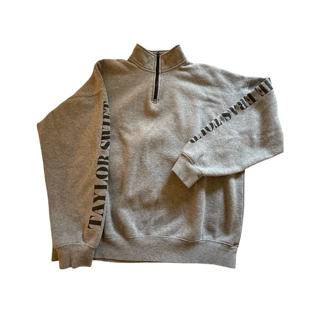 Taylor Swift Eras Tour Sweatshirt Size M Gray Graphic Logo 1/4 Zip Official Merc